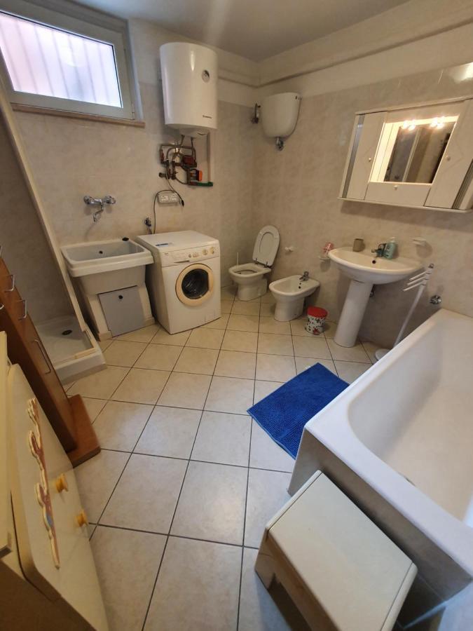 Casa Dell'Ape Maia Apartment แตร์โมลิ ภายนอก รูปภาพ