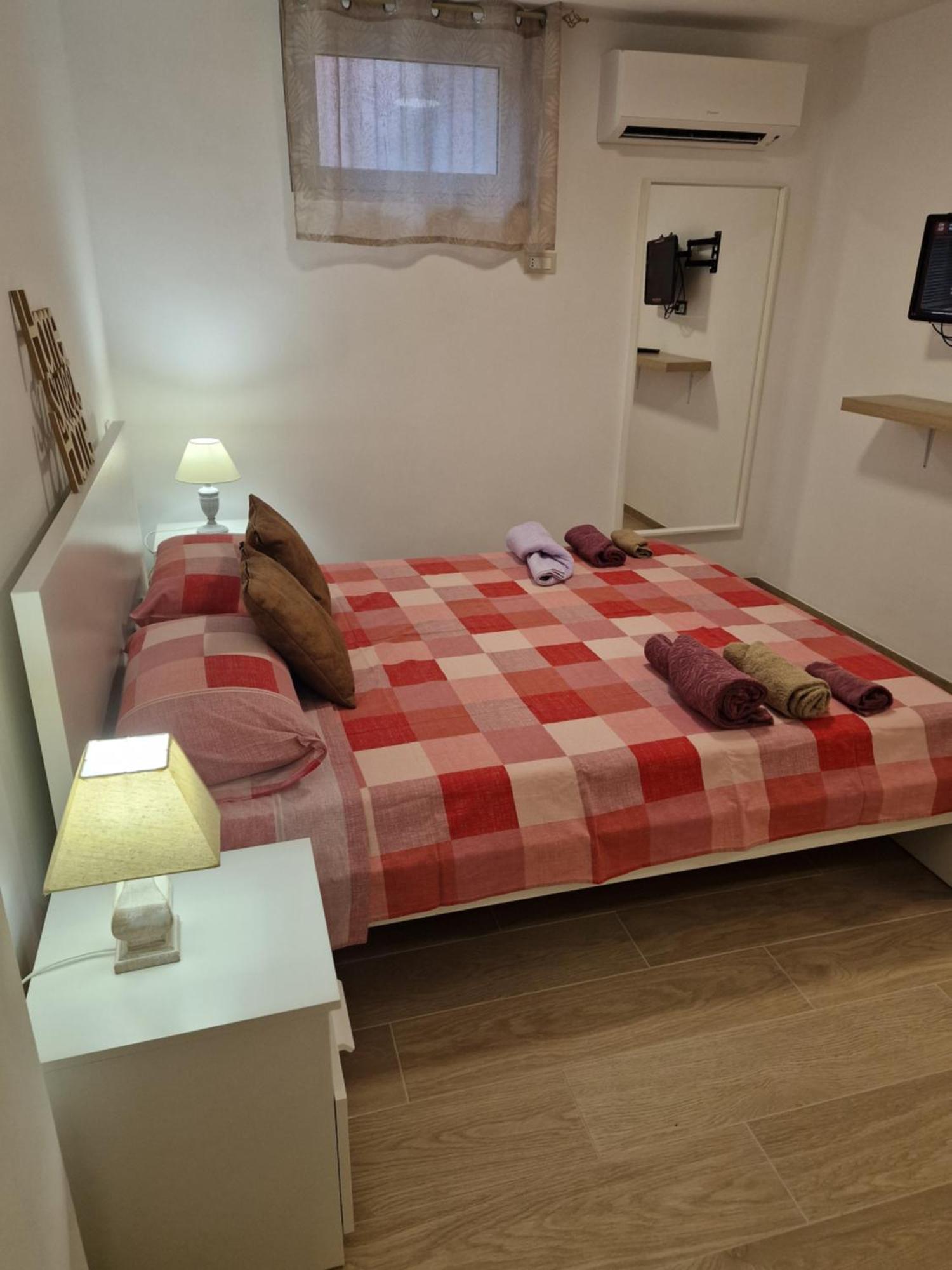 Casa Dell'Ape Maia Apartment แตร์โมลิ ภายนอก รูปภาพ