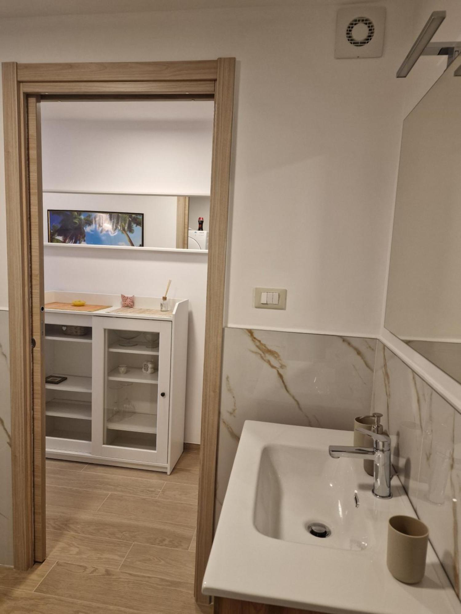 Casa Dell'Ape Maia Apartment แตร์โมลิ ภายนอก รูปภาพ