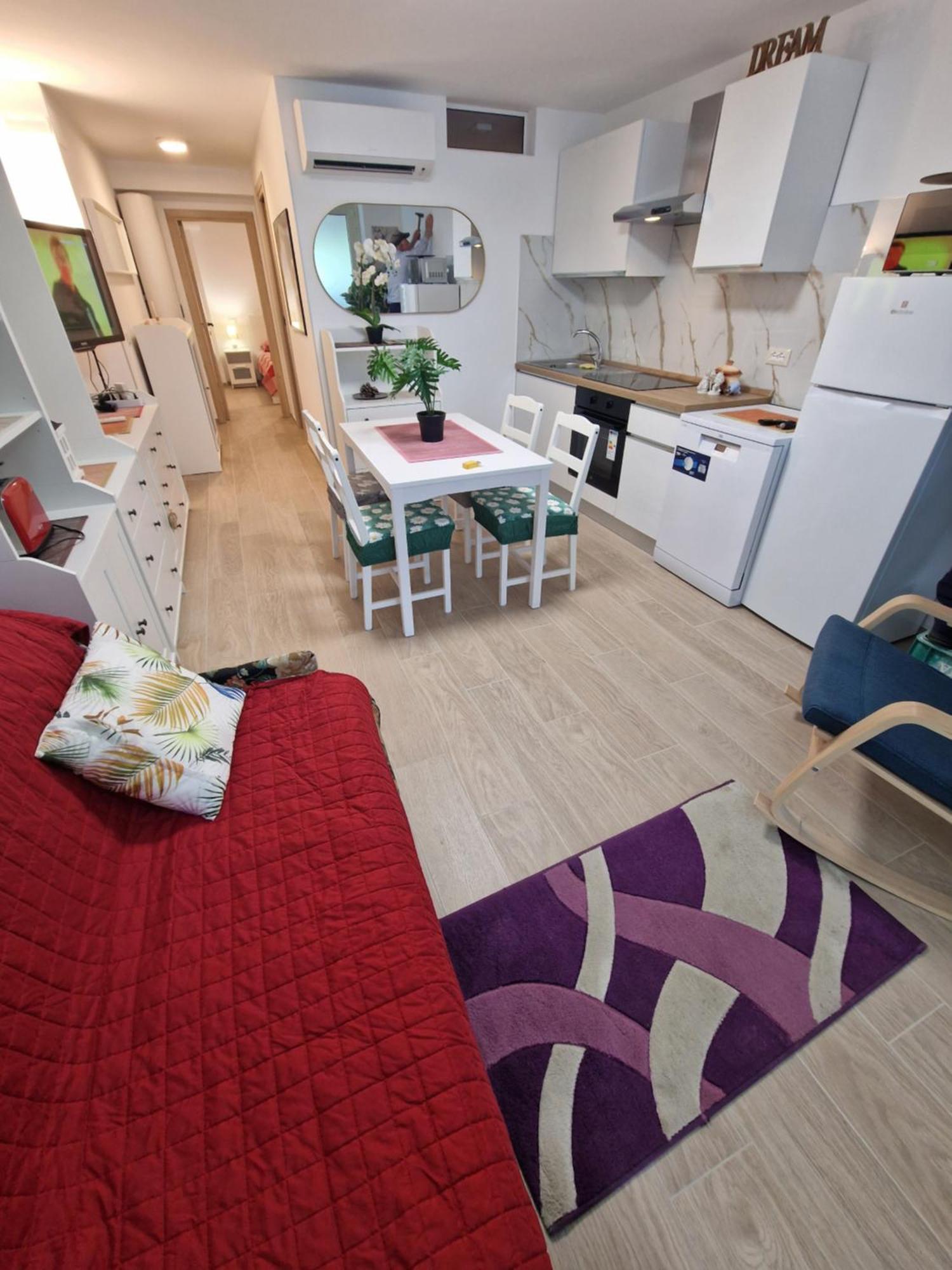 Casa Dell'Ape Maia Apartment แตร์โมลิ ภายนอก รูปภาพ