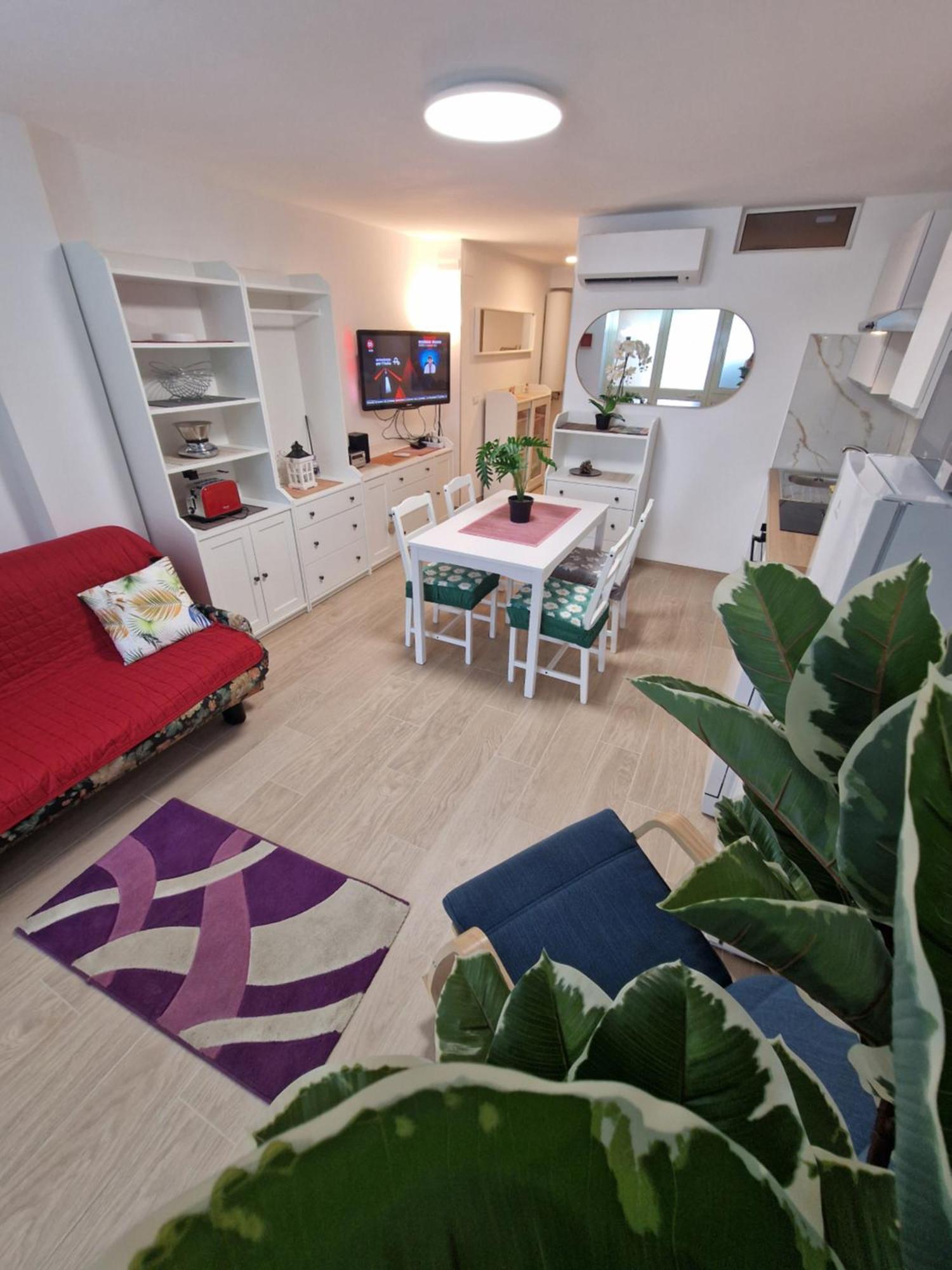 Casa Dell'Ape Maia Apartment แตร์โมลิ ภายนอก รูปภาพ
